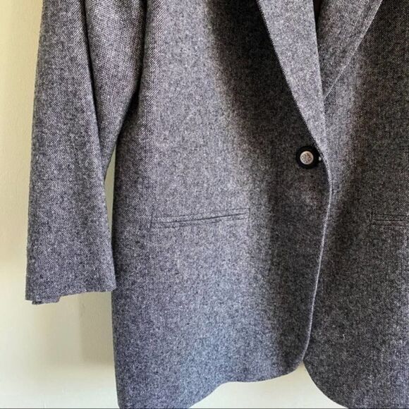 Vintage Vibes Requirements Blazer in Size 8 - Picture 7 of 8